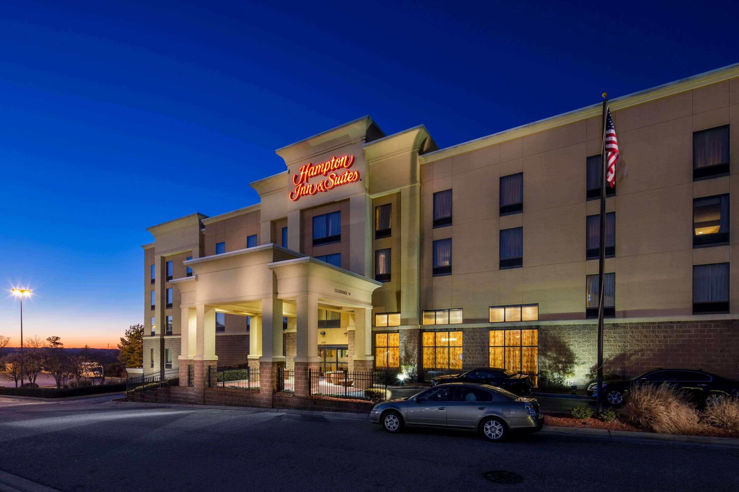 Hampton Inn & Suites Augusta West Exterior photo